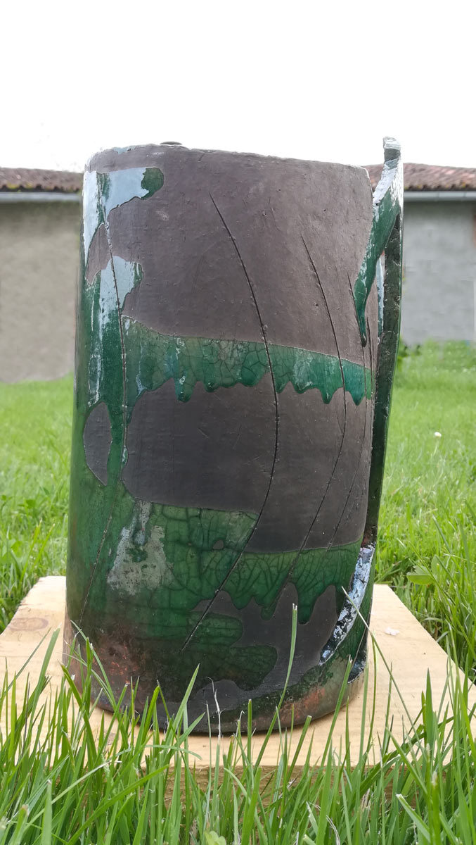 Vase cylindrique vert, cuisson raku